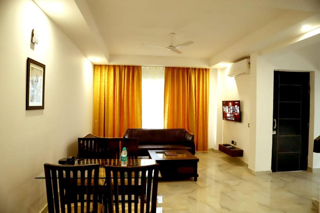 Country Inn Hotels & Resorts Vrindāvan 外观 照片