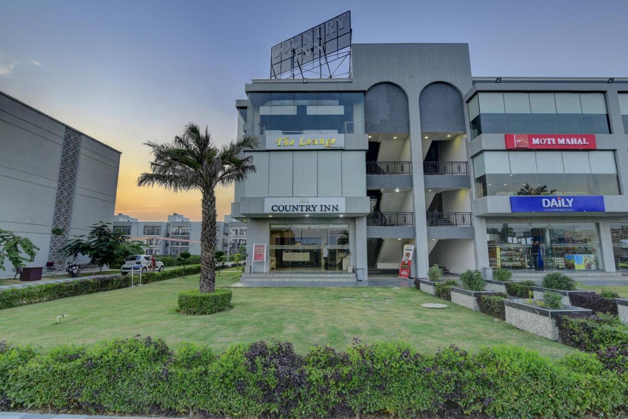 Country Inn Hotels & Resorts Vrindāvan 外观 照片