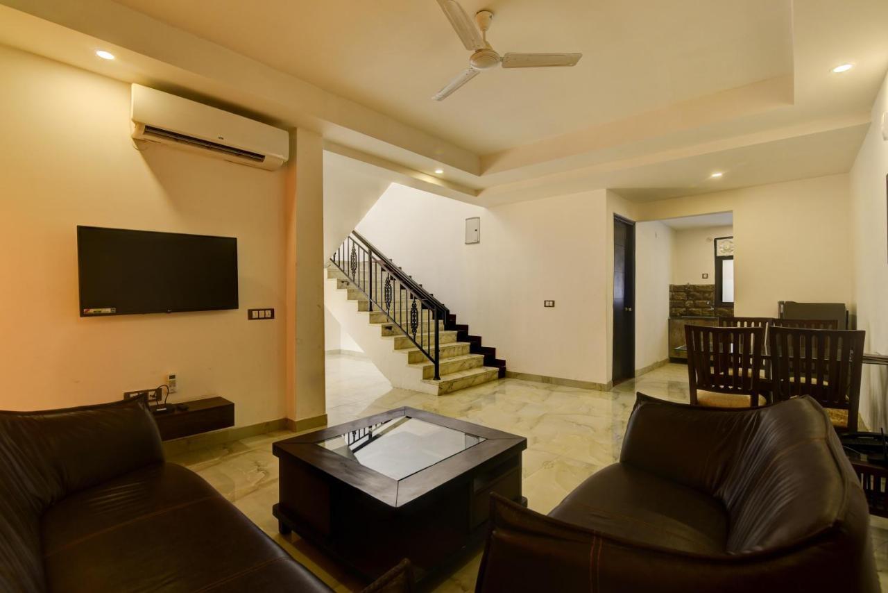 Country Inn Hotels & Resorts Vrindāvan 外观 照片