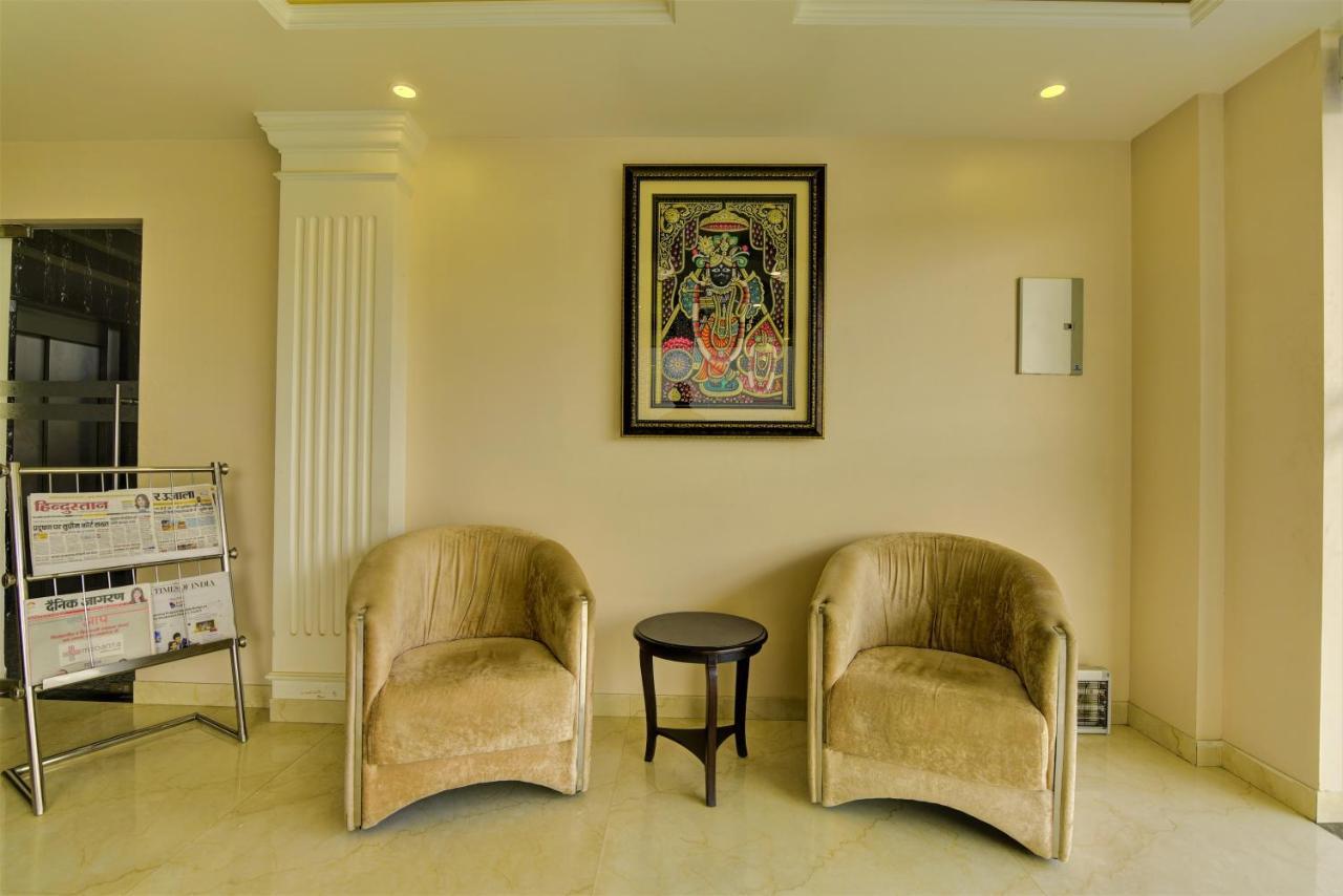 Country Inn Hotels & Resorts Vrindāvan 外观 照片